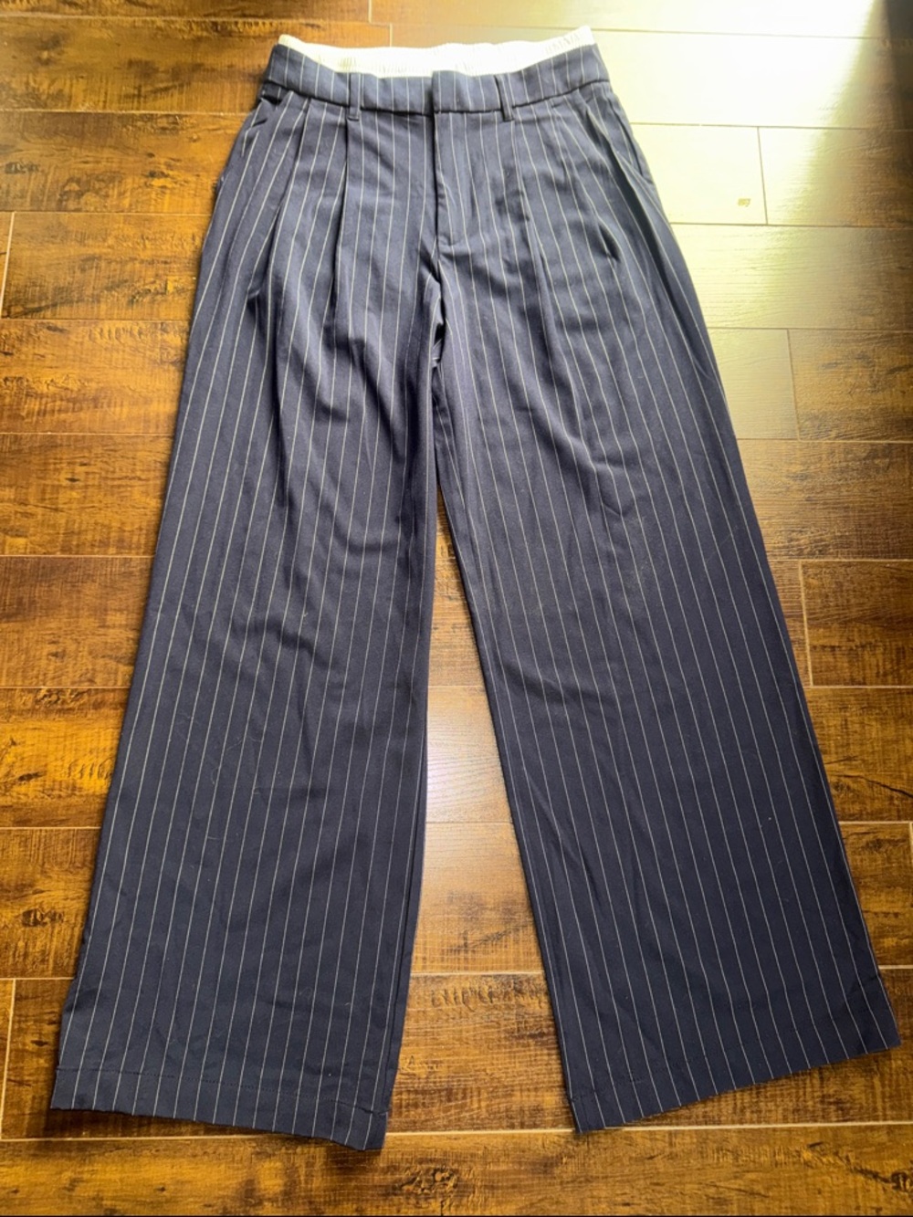 Wide-Leg Pinstripe trousers - Navy
